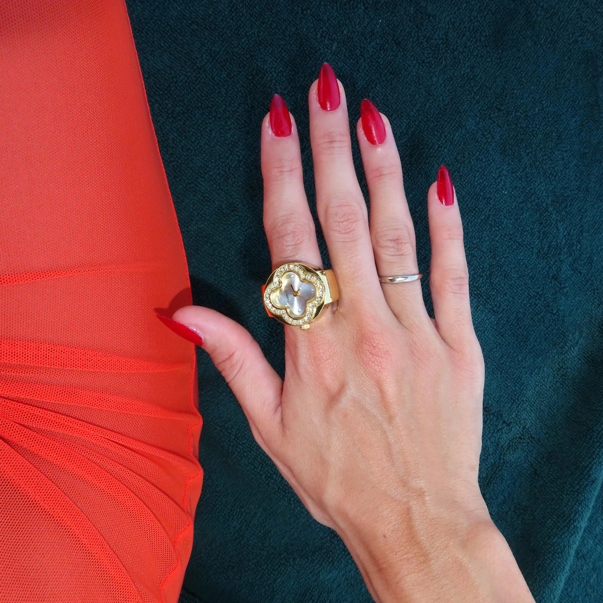 Anillo reloj Cleef Oro Blanco — Bozhi Time (imagen 4)